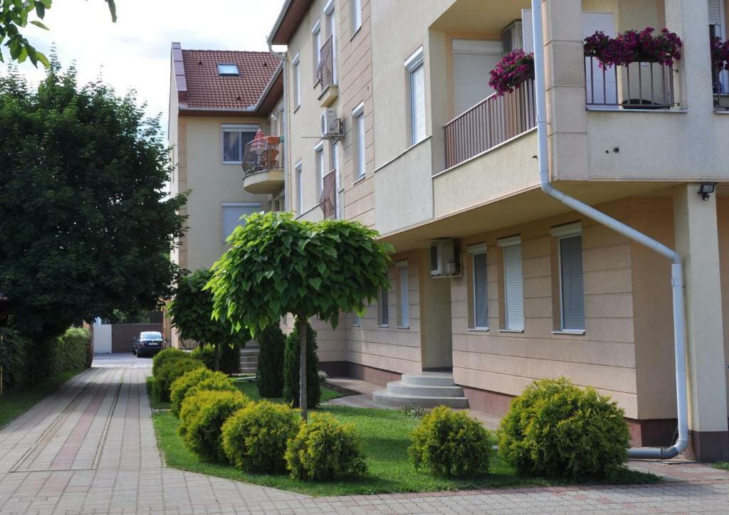 Sunrise 2 Apartment Hajdúszoboszló 외부 사진